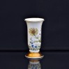 Porcelanowy wazonik z wytwórni Krautheim & Adelberg