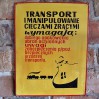 Ta unikalna tablica BHP transportu cieczy żrących to doskonały przykład estetyki przemysłowej z epoki PRL