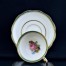 Bukiet kwiatów w porcelanowej filiżance do mokki ze spodkiem – KPM – model Prinzess