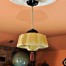 Wiekowa lampa z marmoryzacją idealna do stylowej jadalni