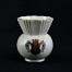 Wyjątkowy wazonik z porcelany ręcznie zdobionej herbem