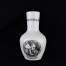 Ten oryginalny wazon wykonany został ze śląskiej porcelany w białym kolorze