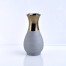 Nowoczesny Design - ceramiczny wazon pięknie zdobiony