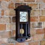 Przepiękny zegar o finezyjnej formie z kolumnami 