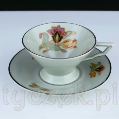 Zjawiskowa mocca Art Deco z porcelany w pięknym seledynowym odcieniu. 