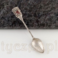 Niewielka srebrna łyżeczka dekorowana emaliowanym herbem Bad Kudowa. 