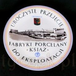 Okolicznościowy talerz porcelanowy z Fabryki Porcelany Książ. 