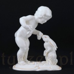 figurka porcelanowa Dziewczynka karmiąca zająca