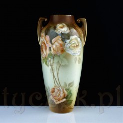 Secesyjny wazon porcelanowy w kwitnące róże
