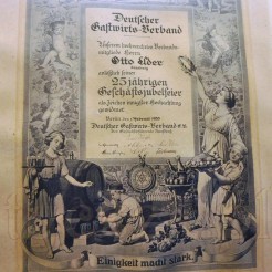 Znakomicie zaprojektowany certyfikat wydany w lutym 1933 roku w Berlinie na ręcę Otto Eldera