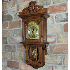 Ścienny zegar z okresu Secesji słynnej wytwórni G.Becker