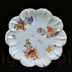 Dekoracyjny talerz wykonany z ceramiki