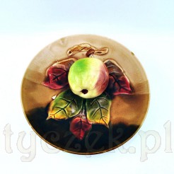Wyjątkowy okaz w postaci talerza z figuralnym jabłkiem