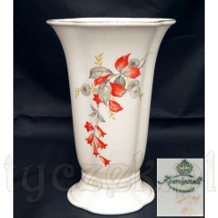 Stylowy wazon z porcelany śląskiej w piękne kwiaty