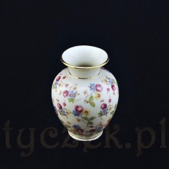 Niewielki wazonik ze znakomitej bawarskiej porcelany