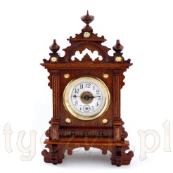 Neogotycki zegarek drewniany Junghans