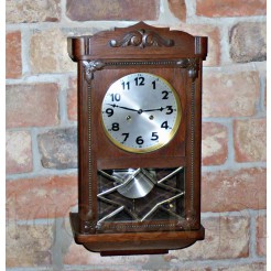 Gustowny zegar wiszący z lat 1925-1930 do salonu i nie tylko