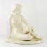 Akt kobiecy z Cortendorf to niezwykła figurka - ręcznie wykonane arcydzieło ceramiczne, które emanuje wyrafinowaniem i klasyką