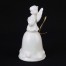 Porcelanowy dzwoneczek z figurką anioła grającego na harfie, niemiecka porcelana vintage