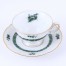 Piękna biała porcelana z zielonym wzorem i tłoczeniami