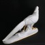 Dostojny baząnt złocisty to zabytkowa figurka porcelanowa