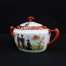 Trzy gejsze na białej porcelanie zdobionej