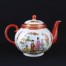 Czajnik porcelanowy chinoiserie z motywem chińskim i kwiatami, sygnowany, pocz. XX w.
