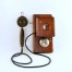 Mahoniowy aparat domofonowy z I połowy XX wieku