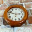 Odnowiony zegar wiszący w rustykalnym stylu