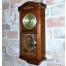 Drewniany zegar Becker z pięknym witrażem