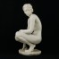 1946 rok produkjci Porcelanowa figura Die Hockende – dzieło Fritza Klimscha dla Rosenthal