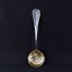 Chochelka wykonana została z eksportowego srebra próby 750, posiada złocone wnętrze cedzaka