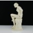 Stylowa figura z markowej porcelany