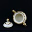 Elegancki wyrób ze szlachetnej porcelany posiada luksusową formę