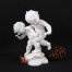Ekskluzywna figurka z białej porcelany z malowanym motylem