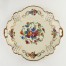 Porcelanowa patera z dwoma ażurowymi uchwytami. 