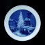 W centralnym punkcie umieszczona została niebieska, klimatyczna scenka przedstawiająca targ świąteczny